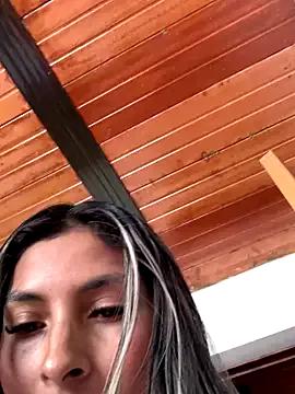 Cami-leon webcams show profile image 