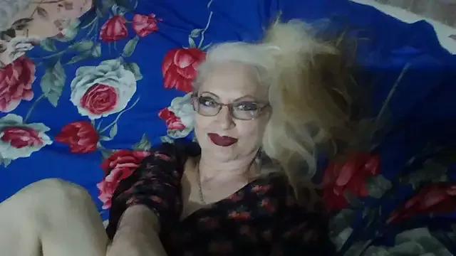 CarlyTreat webcams show profile image 