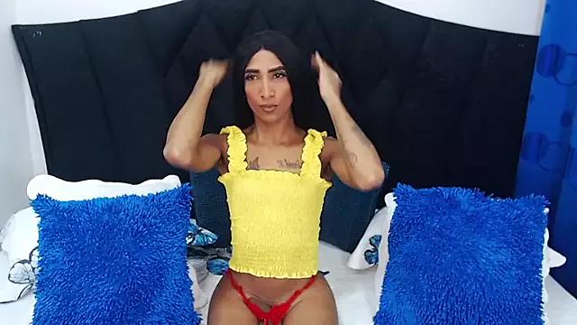 Photos of chairahot2 from StripChat is Freechat