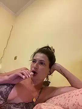 Photos of Cute_Erika from StripChat is Freechat