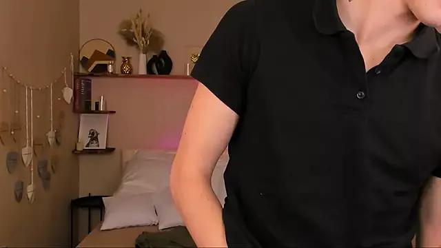 Photos of David__Diamond from StripChat is Freechat