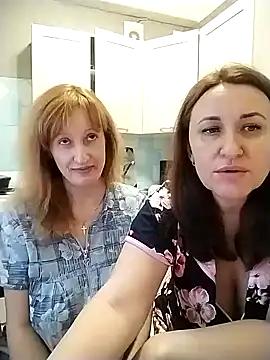 DonnaMagdalena from StripChat