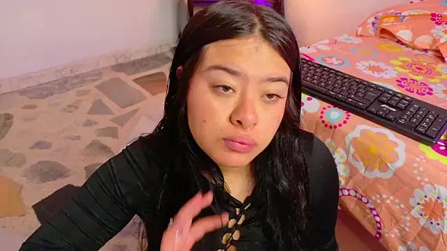 elena_picolo from StripChat