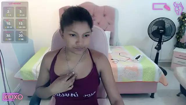 elly_willis from StripChat