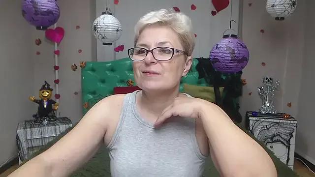 Photos of EmiliaGree from StripChat is Private