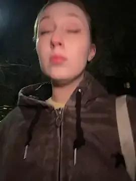 Photos of FroggyAnna from StripChat is Freechat