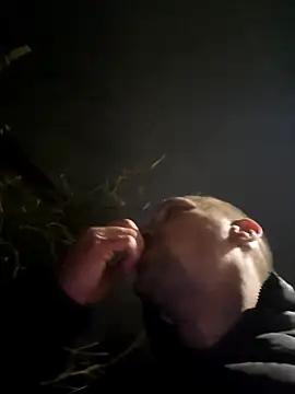 GoggaBum from StripChat
