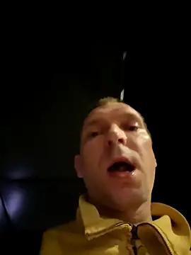 GoggaBum from StripChat