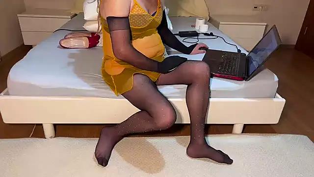 halleytv from StripChat