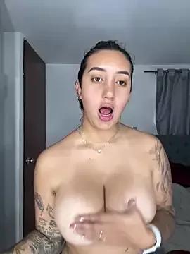 Photos of Hannahoff from StripChat is Freechat
