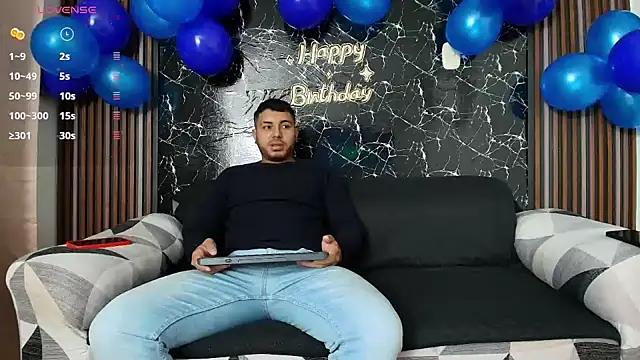 hott_dicks from StripChat