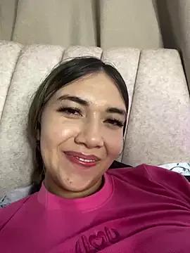 Iris_lee from StripChat is Freechat
