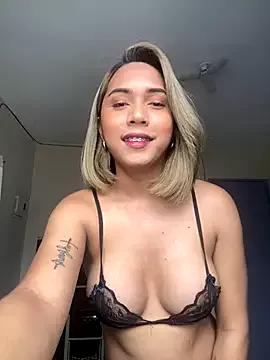 Photos of IvoryKath from StripChat is Freechat