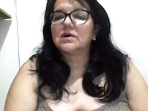 kassandra02 from StripChat
