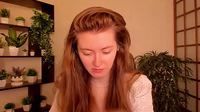 KateCuddle from StripChat is Freechat