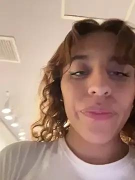 Photos of Katee_Jones from StripChat is Freechat