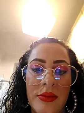 KeepShiningBeautifullOne8 from StripChat