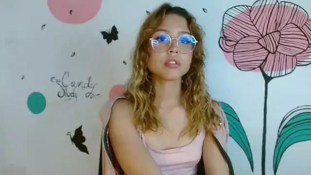 Photos of Khassia_Queen from StripChat is Private