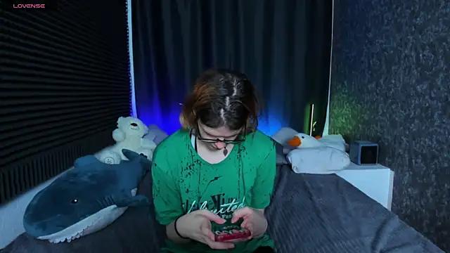 KIKI_Krash from StripChat
