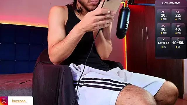 kuzzcoo from StripChat