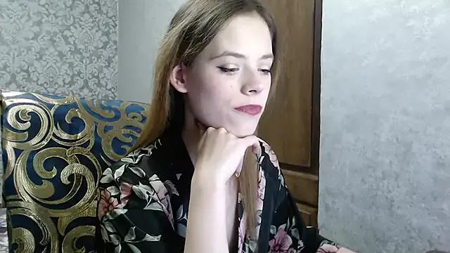 LauraBlan from StripChat is Freechat