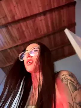 Photos of lauravasquez from StripChat is Freechat