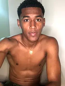 Photos of LexiAndDeker from StripChat is Freechat