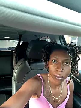 LeyaHoneybuns webcams show profile image 