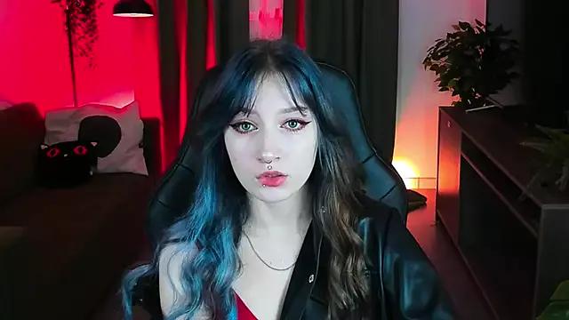 LiliLuna from StripChat