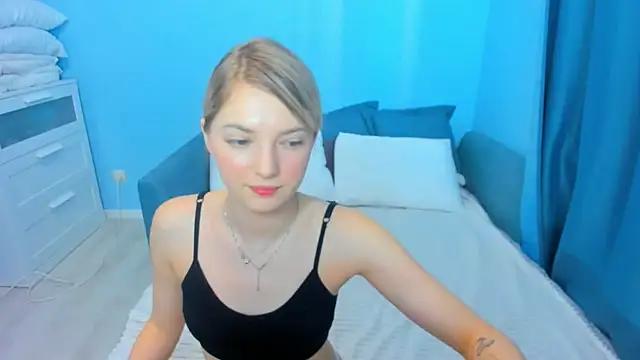 liloneforyou from StripChat