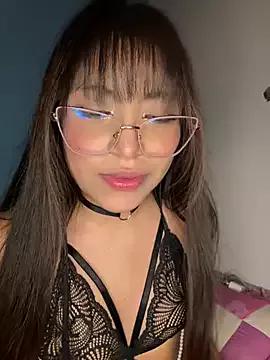 Lily_candy_X from StripChat