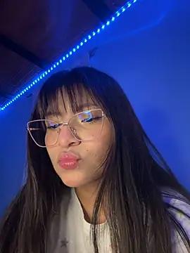 Lily_candy_X from StripChat