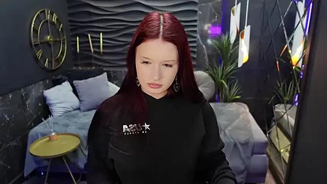 Lily_Moonlight from StripChat