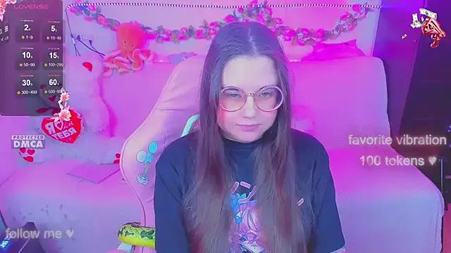Lolisuccub from StripChat