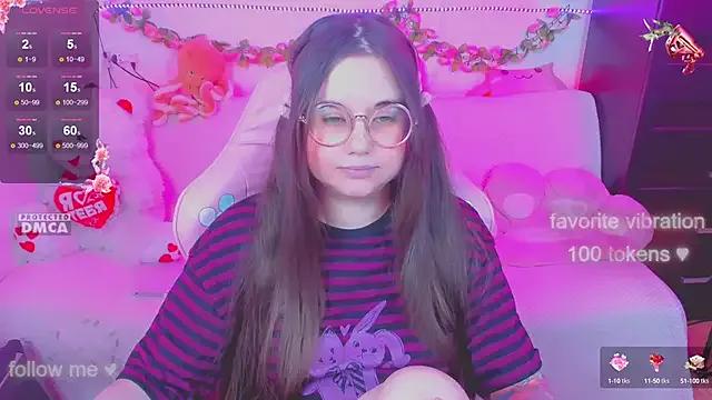 Lolisuccub from StripChat