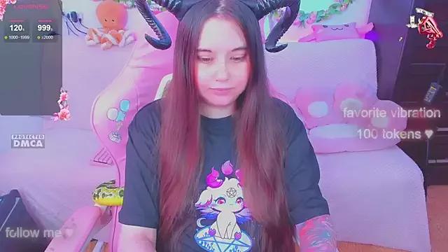Lolisuccub from StripChat