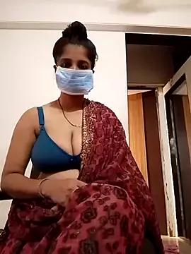 Photos of Love_Foreverr12 from StripChat is Freechat