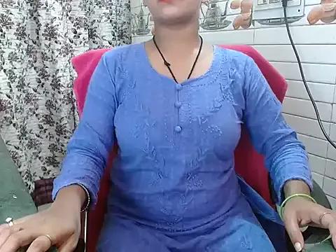 Photos of LovingPihu from StripChat is Freechat