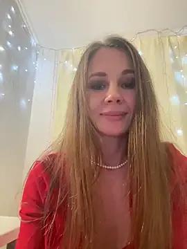 Photos of LucieMack from StripChat is Freechat
