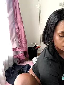 Photos of LuciousLips96 from StripChat is Group