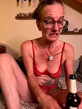 Photos of LucyLingerie78 from StripChat is Freechat