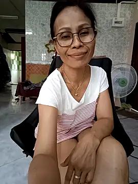 Mama_Eva from StripChat