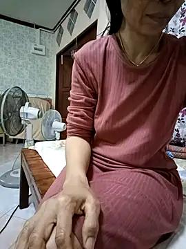 Mama_Eva webcams show profile image 