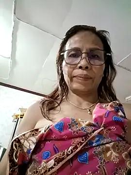 Mama_Eva from StripChat