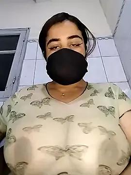 Photos of Maraamm from StripChat is Freechat