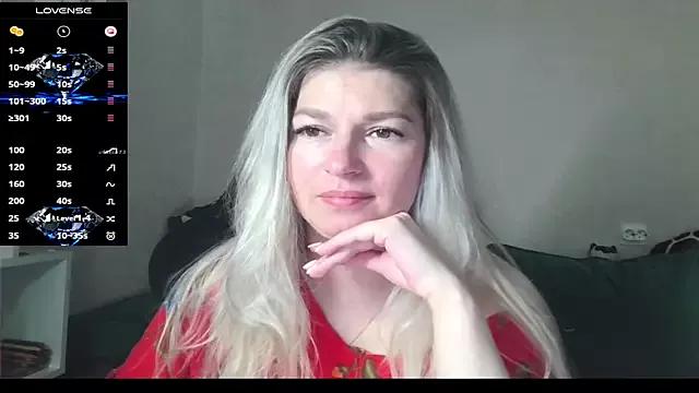 Marina_xi webcams show profile image 