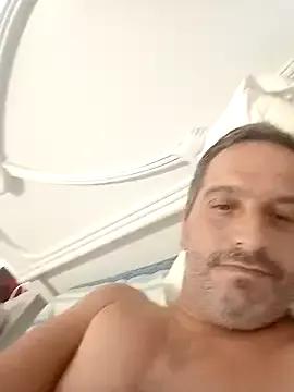 Photos of maxbigol from StripChat is Freechat