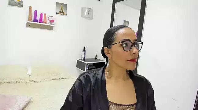 Mia_noir69 webcams show profile image 