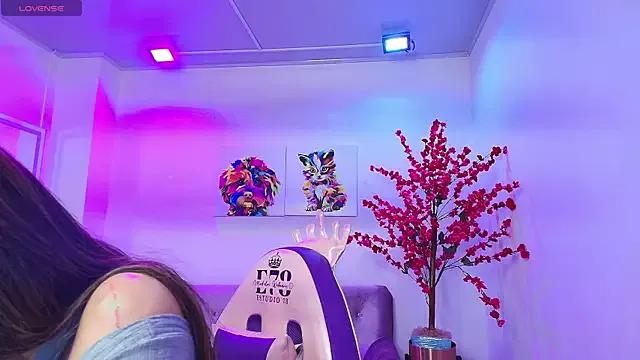 Mia_tompson webcams show profile image 