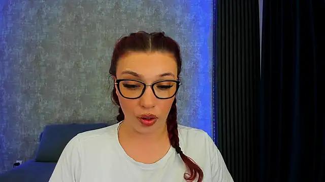 Milla_Heart from StripChat